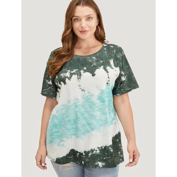 BloomChi Tops - NWT BloomChic Dark Green Tie Dye Round Neck T-Shirt Plus Size 30/6X